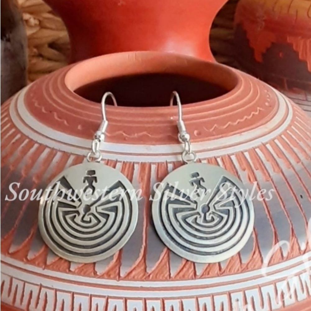 Authentic Navajo Stanley Gene Man In The Maze Design Sterling Silver Earrings